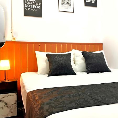 Jogja Day Inn Yogyakarta Kültér fotó