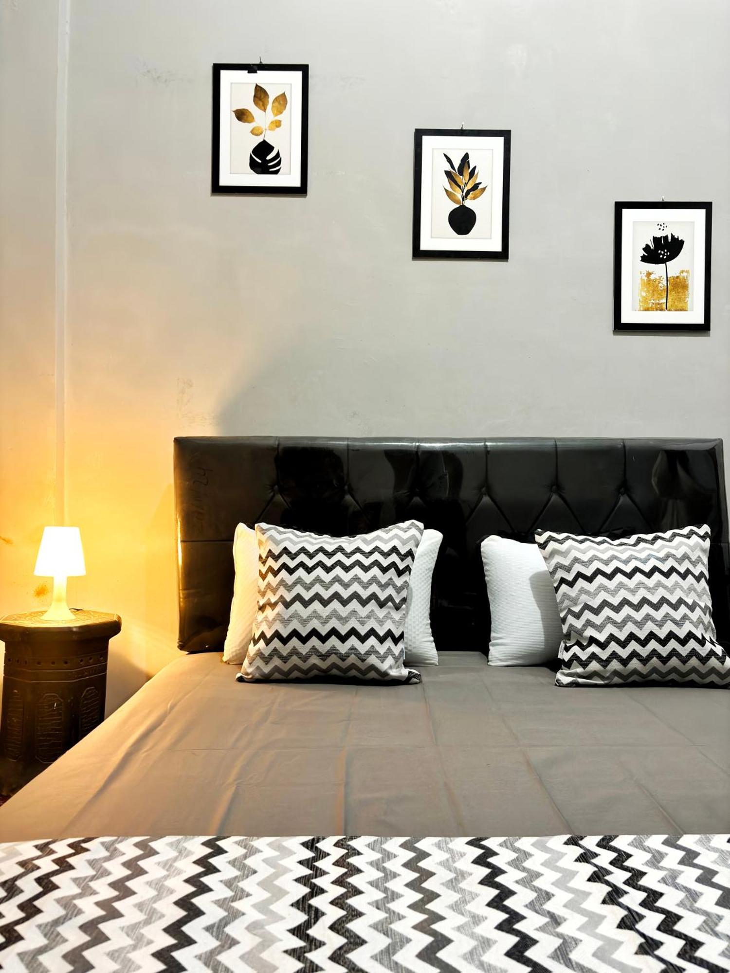 Jogja Day Inn Yogyakarta Kültér fotó