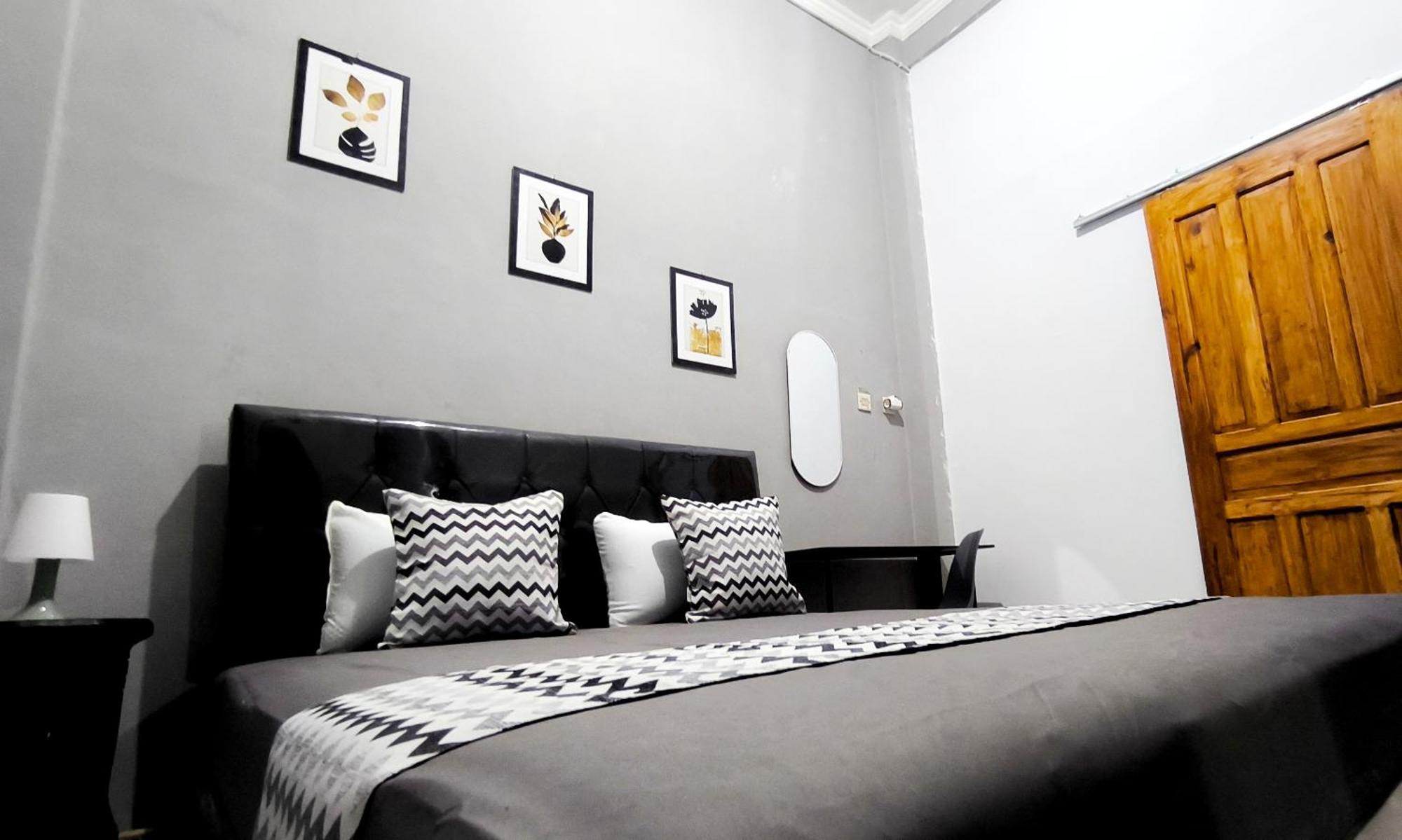 Jogja Day Inn Yogyakarta Kültér fotó