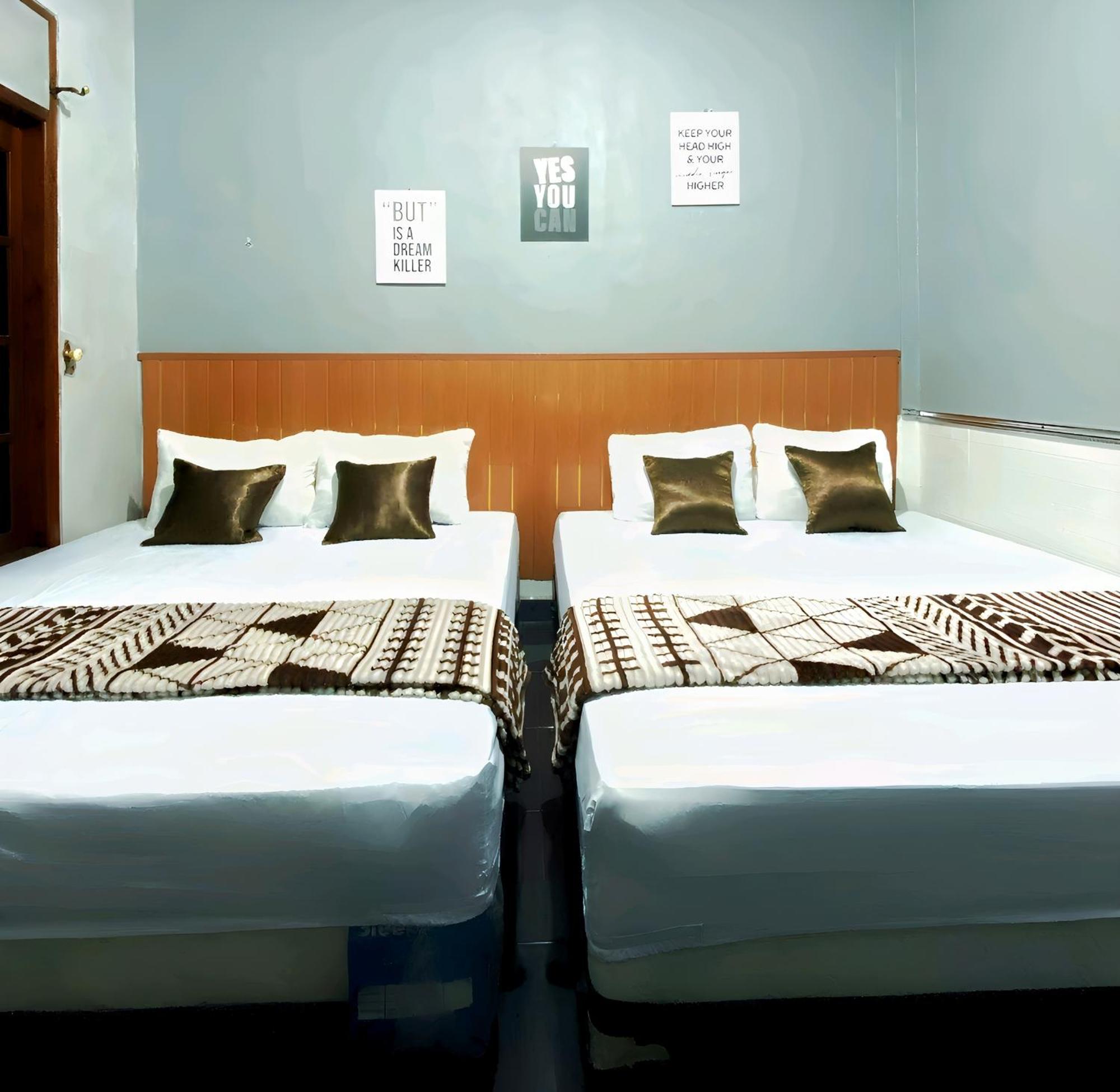 Jogja Day Inn Yogyakarta Kültér fotó
